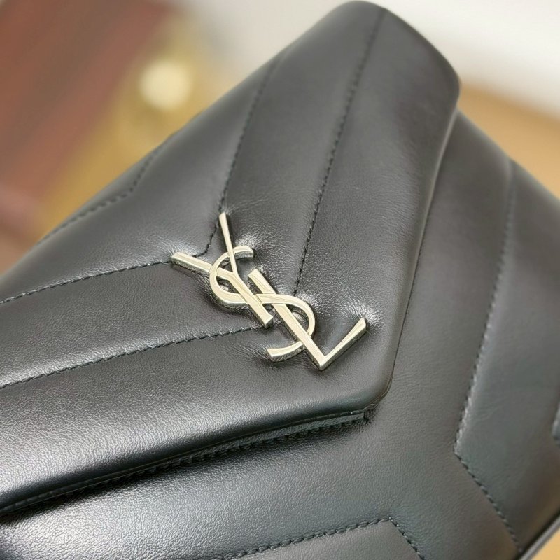 (稀有補貨!每次都秒售😌)🏷YSL 聖羅蘭.Loulou Toy 方胖子 已絕版-14