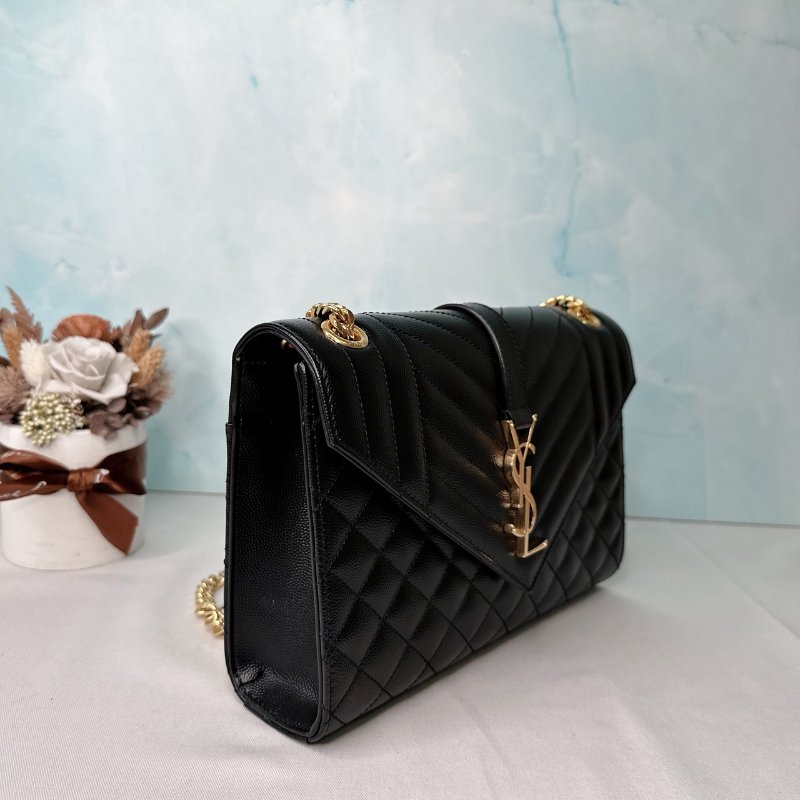 YSL Envelope魚子醬金鏈信封包-3