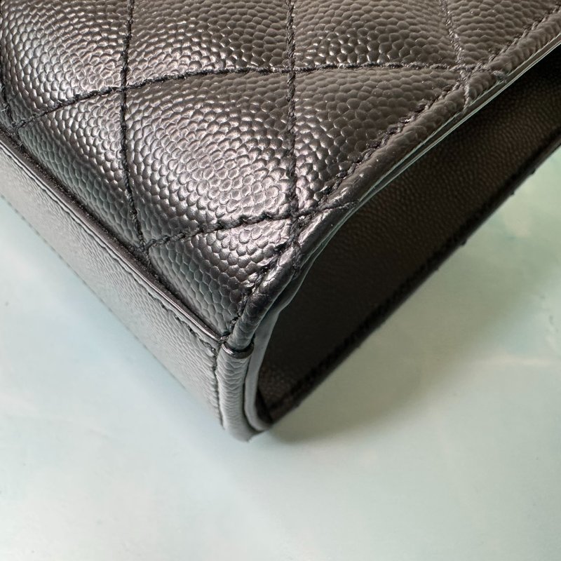 YSL Envelope魚子醬金鏈信封包-8