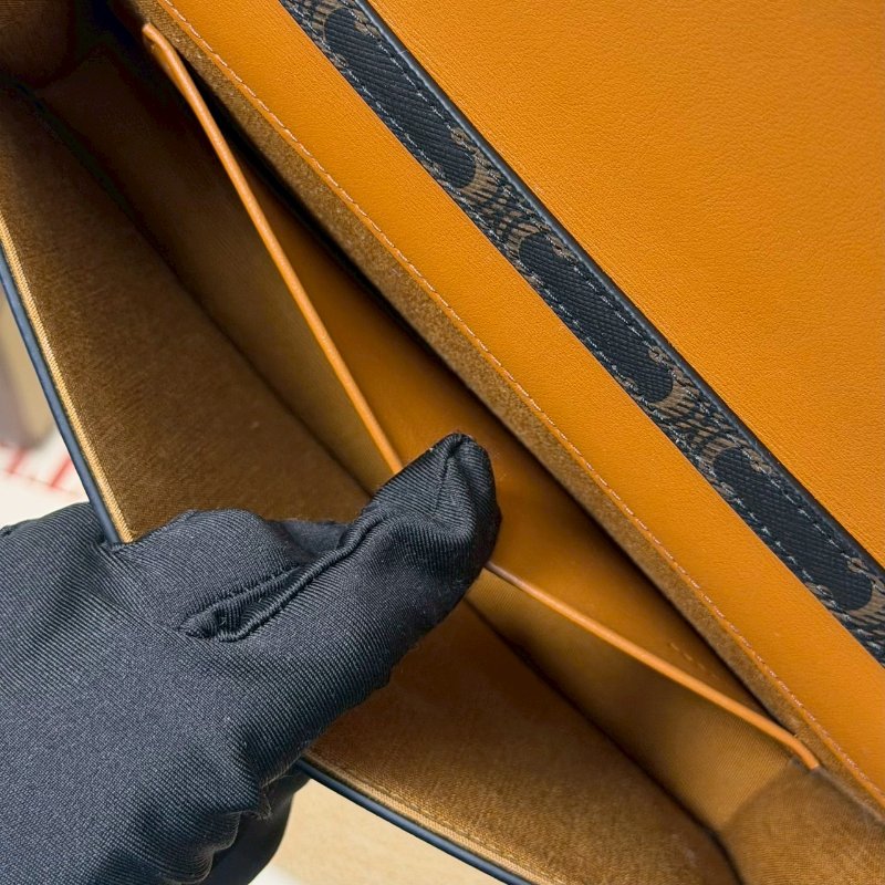 🏷️Celine 瑟琳.Triomphe 三合一 woc/客人寄賣-17