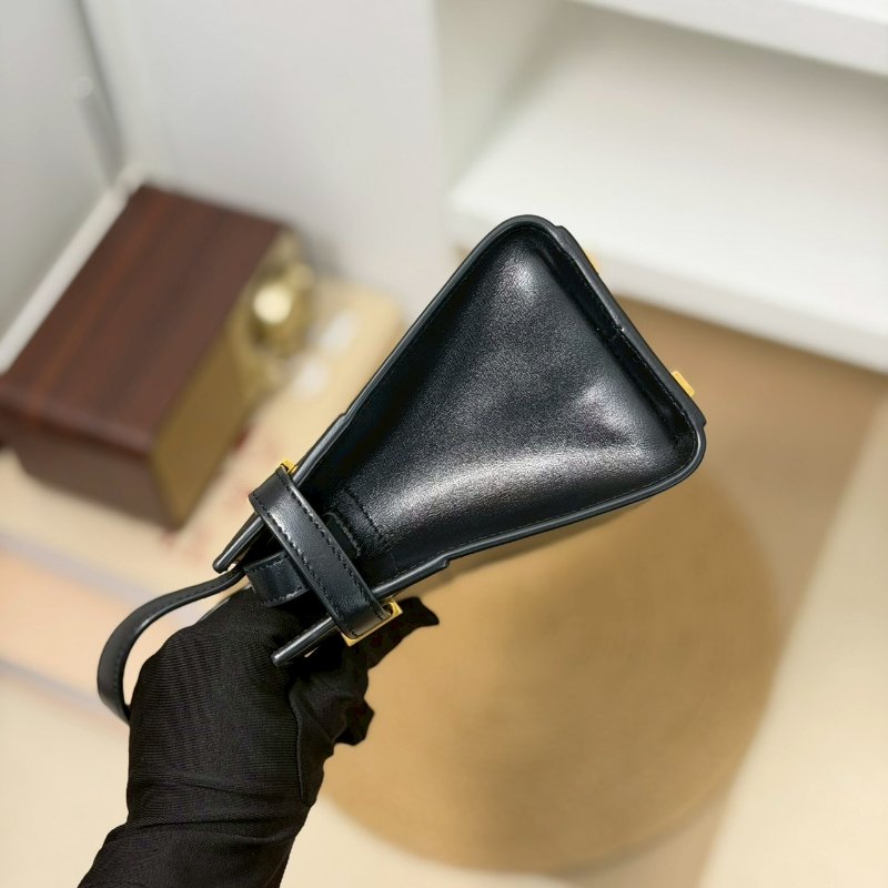 (這顆超好看帥氣😎)🏷️YSL 聖羅蘭.Manhattan Nano 曼哈頓/客人寄賣-3