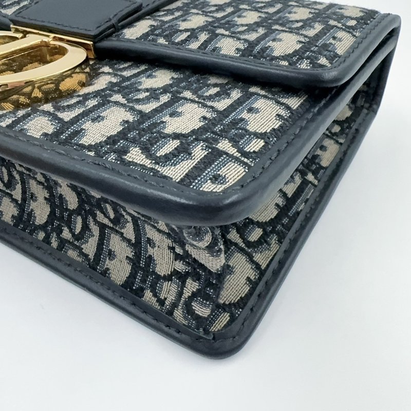 DIOR 藍色緹花30蒙田斜背包-11