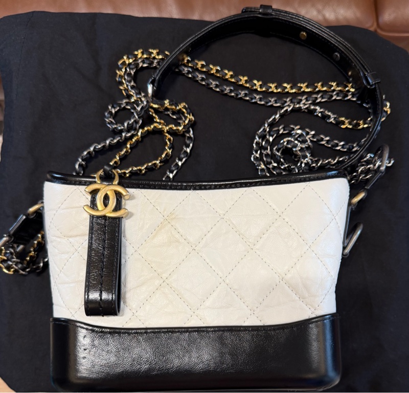 CHANEL GABRIELLE 小號 白色牛皮流浪包 29開-2