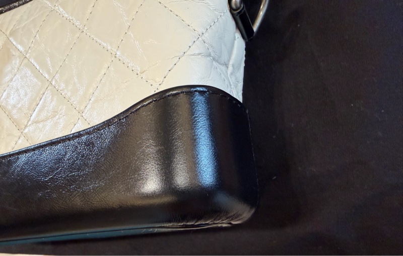 CHANEL GABRIELLE 小號 白色牛皮流浪包 29開-3