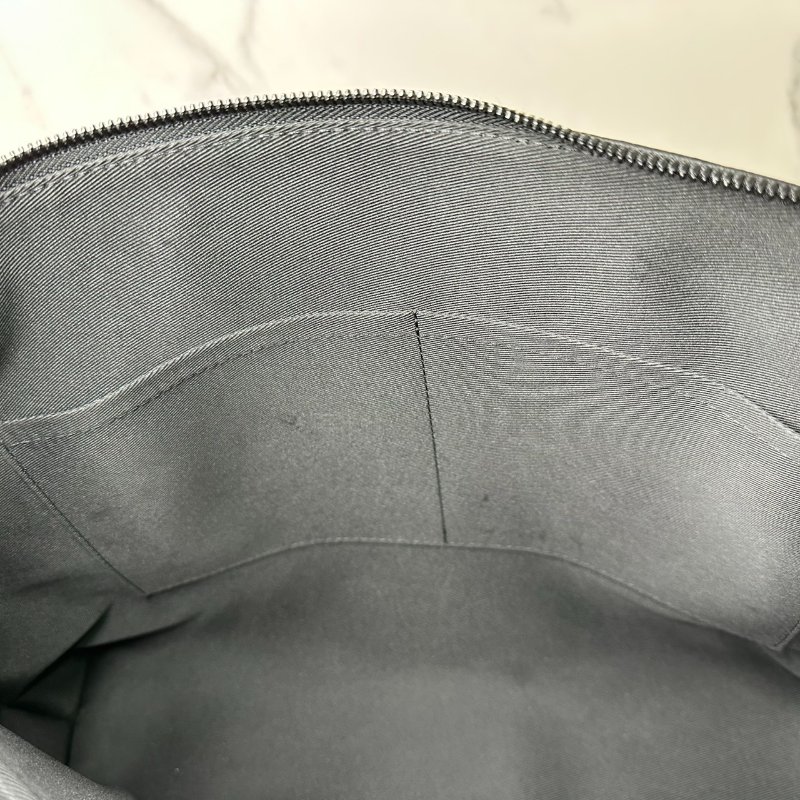 LV Takeoff全皮革手提公事包-5