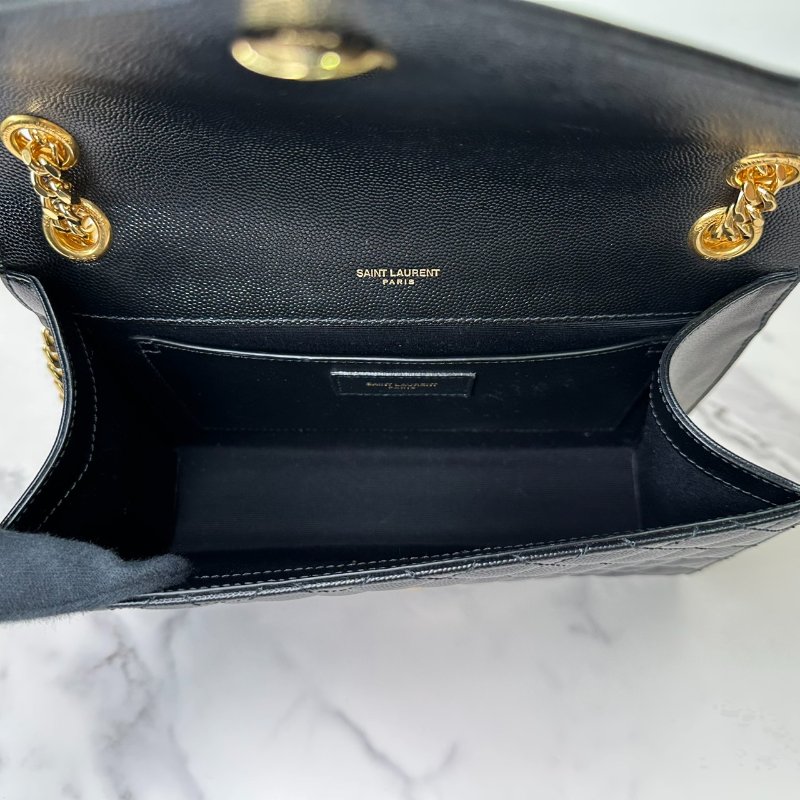 YSL Envelope魚子醬信封包-5