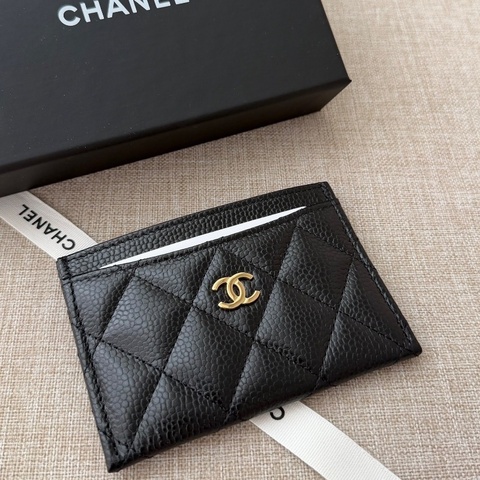 Chanel 人氣經典款卡夾「現貨」 新款芯片款！！閒置新品🔥吊牌都在 送禮自用都超適合 附件：紙盒 塵套 緞帶 山茶花 吊牌