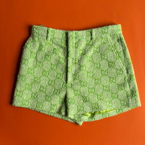 42號 ::GUCCI:: 萊姆綠滿版雙G緹花短褲