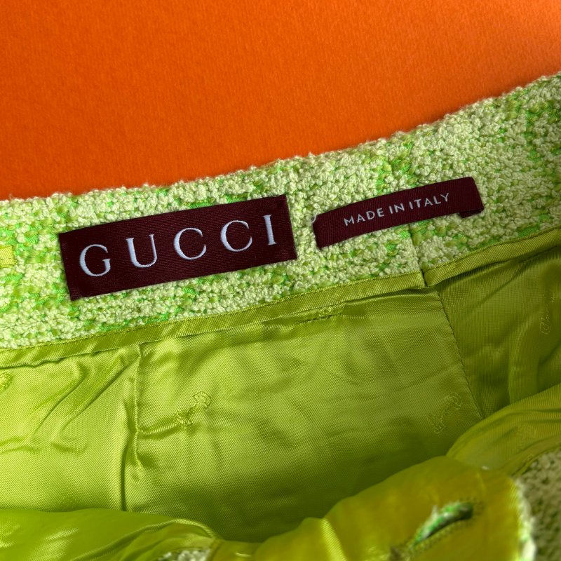 42號 ::GUCCI:: 萊姆綠滿版雙G緹花短褲-4