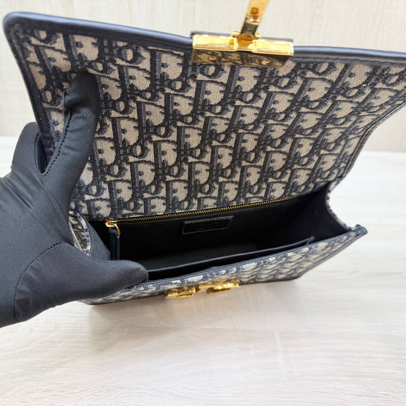 Dior🩵藍緹花30Montaigne肩側背M9203UTZQ-9