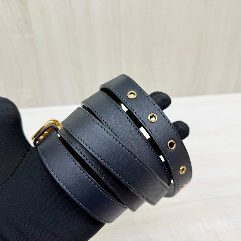 Dior🩵藍緹花30Montaigne肩側背M9203UTZQ-17