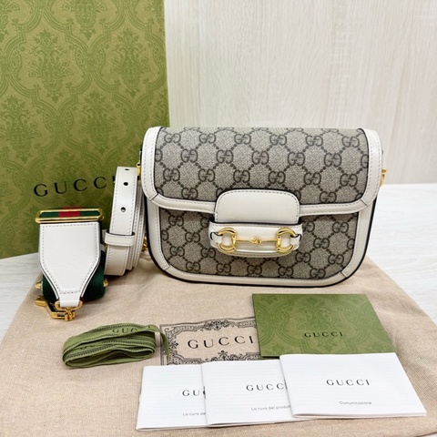 Gucci白色原花1955Horsebit雙背帶側背包658574