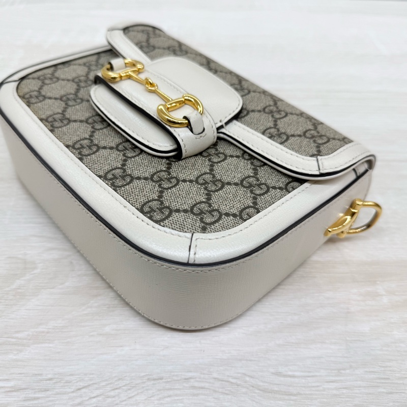 Gucci白色原花1955Horsebit雙背帶側背包658574-25