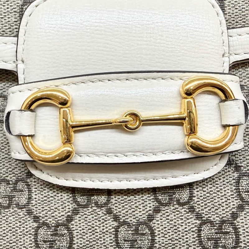 Gucci白色原花1955Horsebit雙背帶側背包658574-26