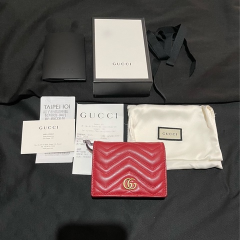 GUCCI MARMONT 紅色短夾（付台灣購證）