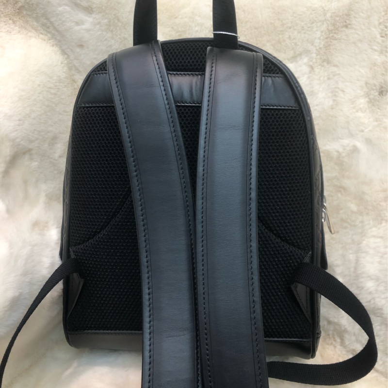 Gucci黑色全皮小型背囊 XC336-3