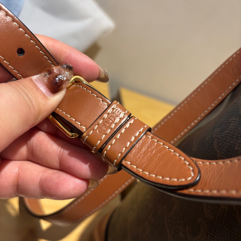 CELINE Small Bucket 水桶包-40