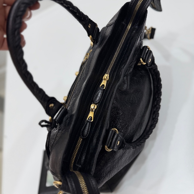 BALENCIAGA巴黎世家 giant Velo 黑金 機車包 手提包 肩背包 側背包 斜背包-21