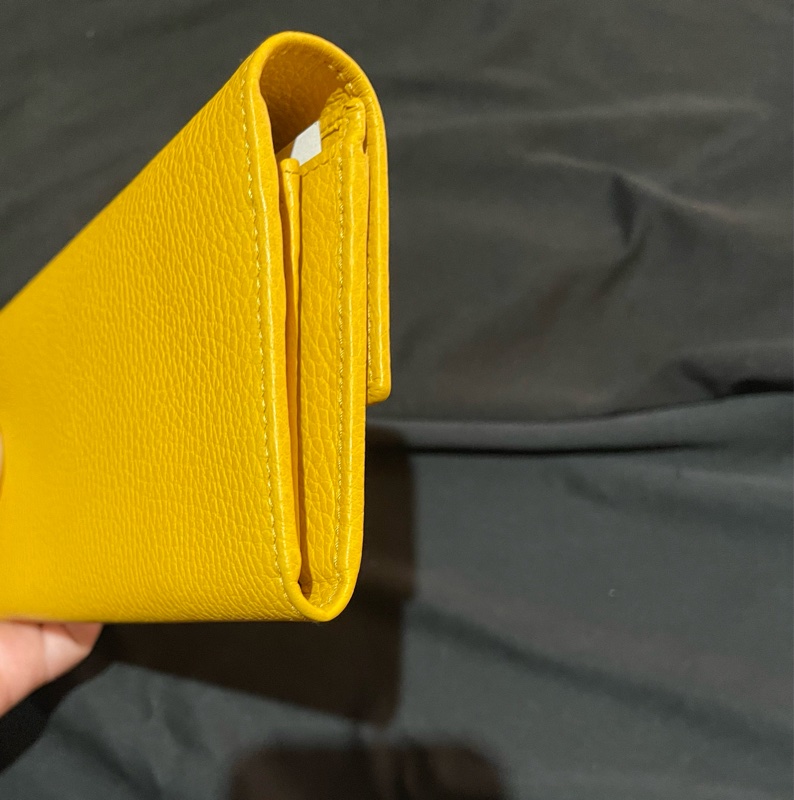 GUCCI黃色長夾-2