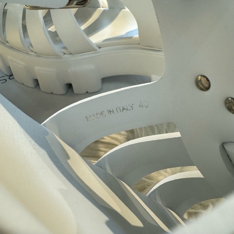 全新 Prada Monolith 厚底涼鞋-3