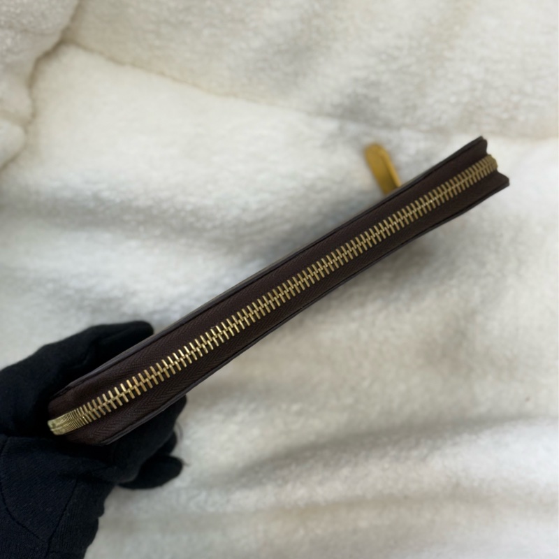 (閒置新) LV 經典老花 拉鍊長夾 專櫃近三萬-3