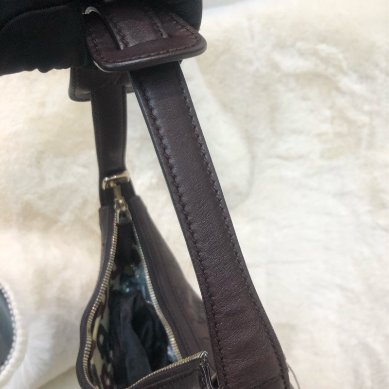 Gucci 啡色全皮小馬鞍 Hobo XC338-14
