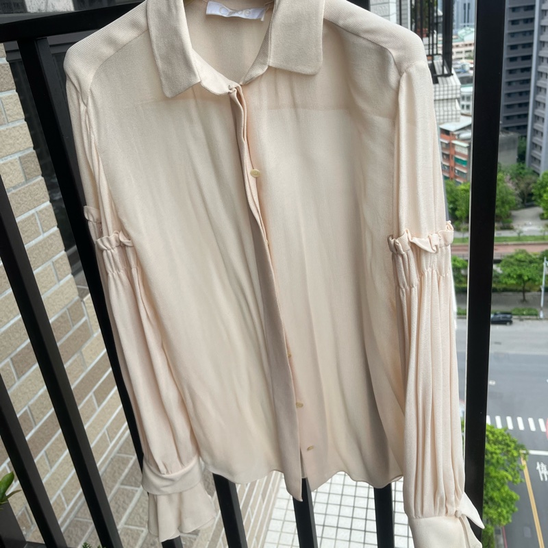 Chloe 淡粉色襯衫 氣質風適合上班族-1