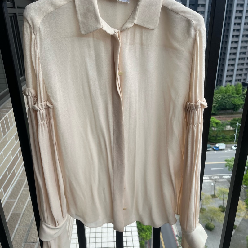 Chloe 淡粉色襯衫 氣質風適合上班族-2