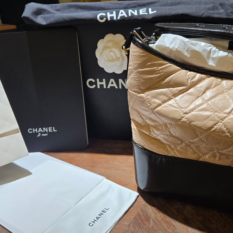 【專櫃保養完抱回】CHANEL 香奈兒 26開 膚黑雙色 大款流浪包 Gabrielle全新皮穿練 (附原廠保養組包裝)-6