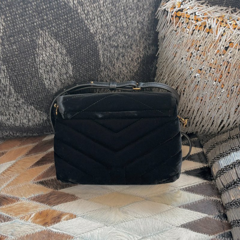 YSL 天鵝絨方胖子 黑-1