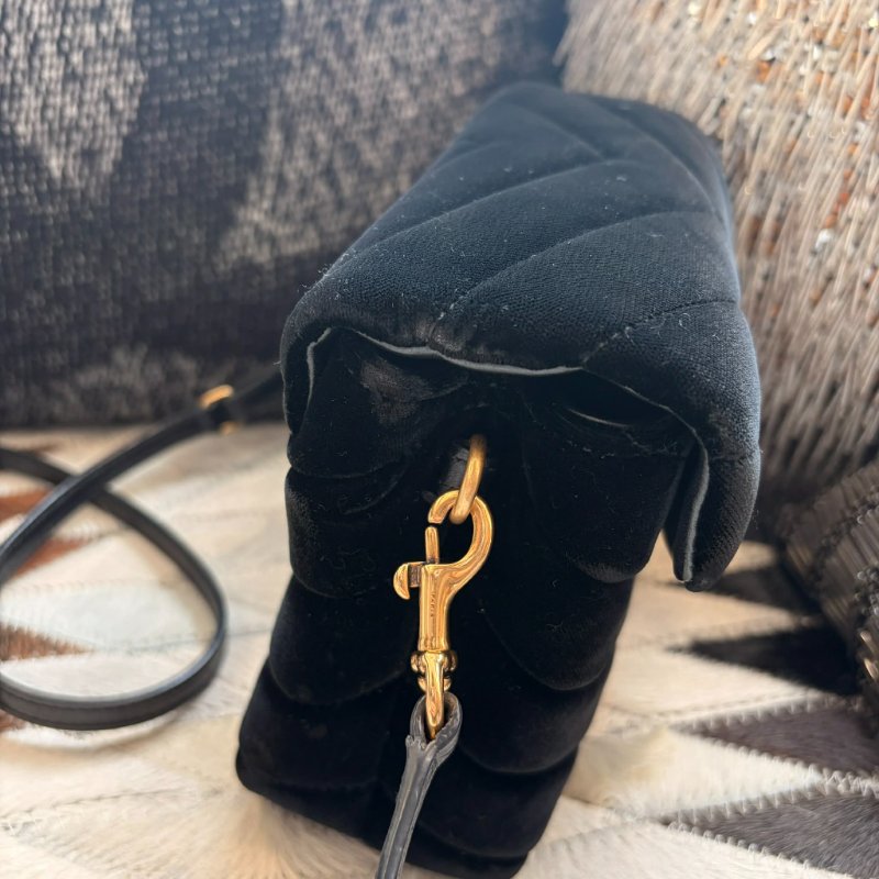 YSL 天鵝絨方胖子 黑-3