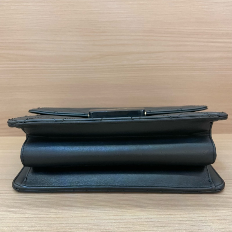 Chanel 黑金牛皮珐琅扣 vtgpangpang 链条包 中號 23開-7