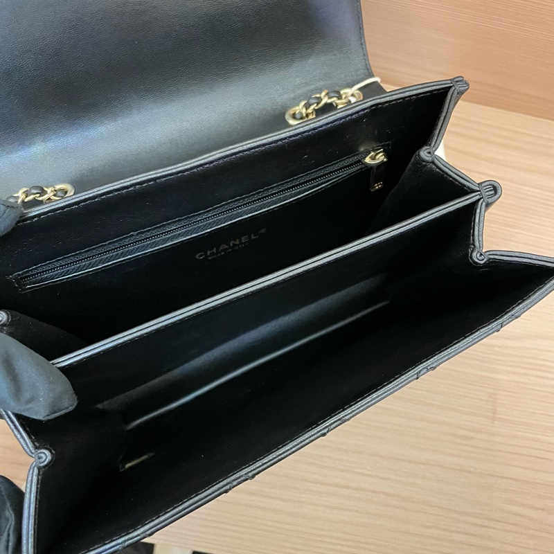 Chanel 黑金牛皮珐琅扣 vtgpangpang 链条包 中號 23開-12