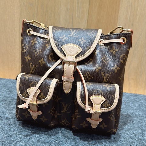 LV Excursion PM 後背包 M46932