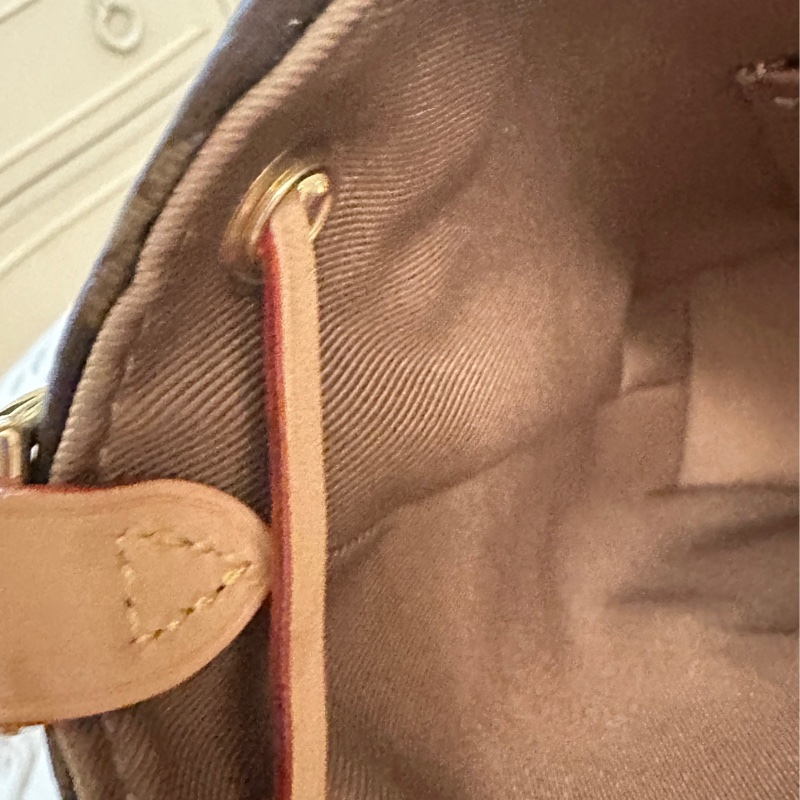 LV Excursion PM 後背包 M46932-15