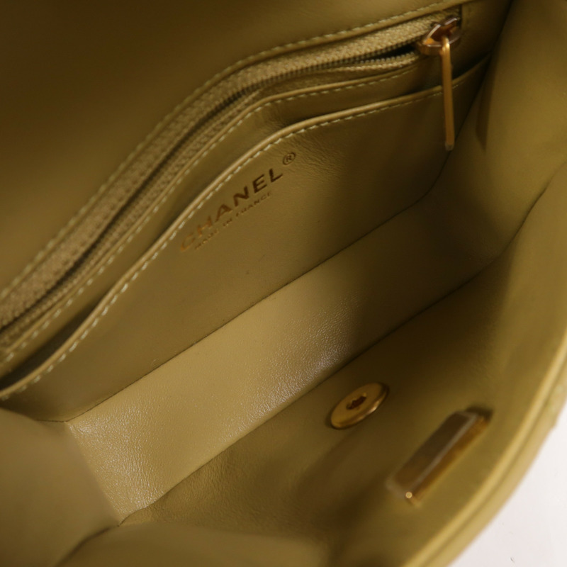 CHANEL 羊皮皮革Coco Heart Square Bag金扣鏈帶肩背袋-4