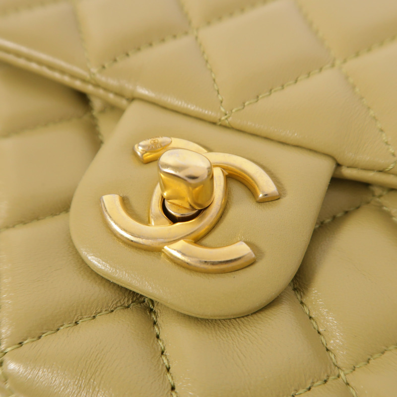 CHANEL 羊皮皮革Coco Heart Square Bag金扣鏈帶肩背袋-9