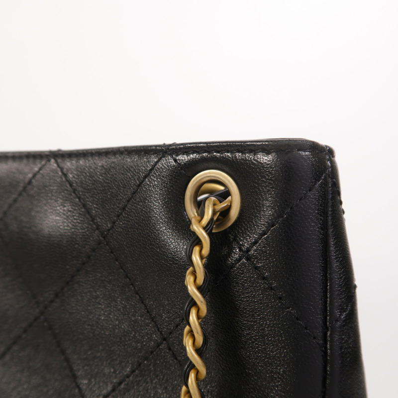 CHANEL 羊皮皮革25C Backpack金扣背包-17