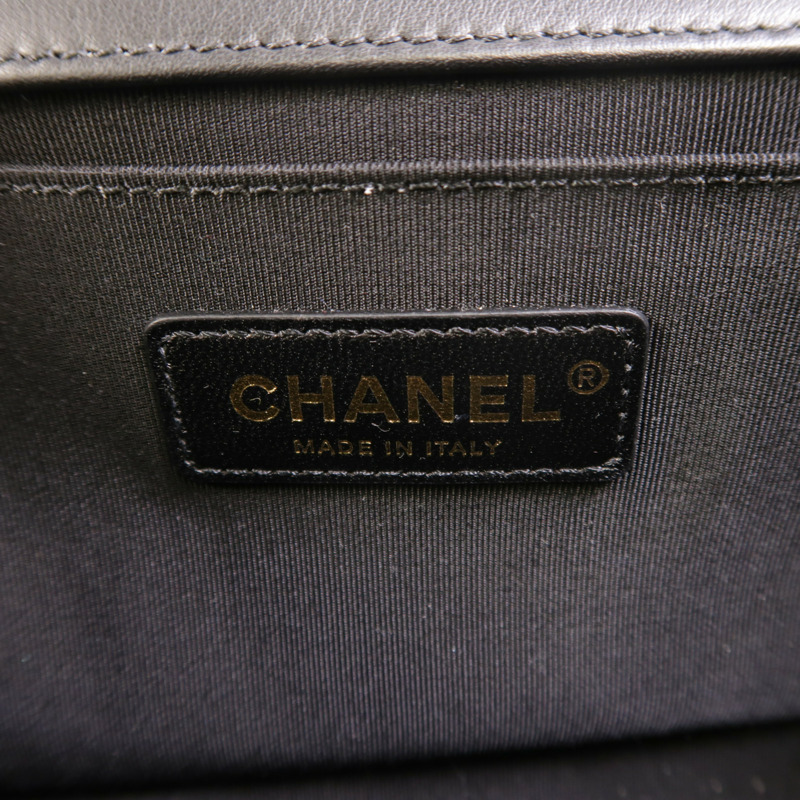 CHANEL 羊皮皮革Boy 25金扣鏈帶肩背袋-5