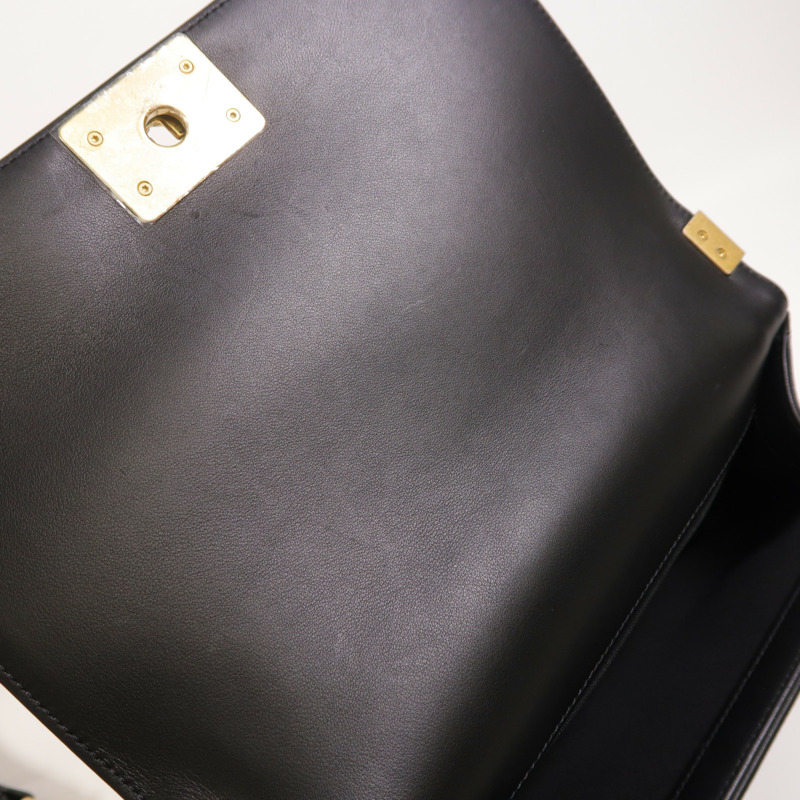 CHANEL 羊皮皮革Boy 25金扣鏈帶肩背袋-15