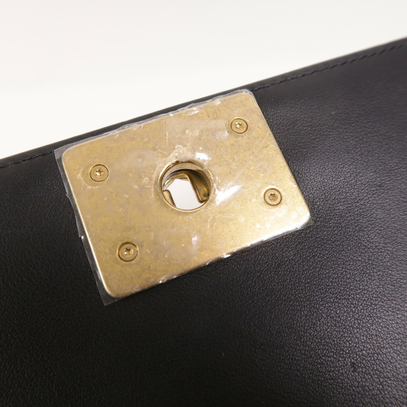 CHANEL 羊皮皮革Boy 25金扣鏈帶肩背袋-17