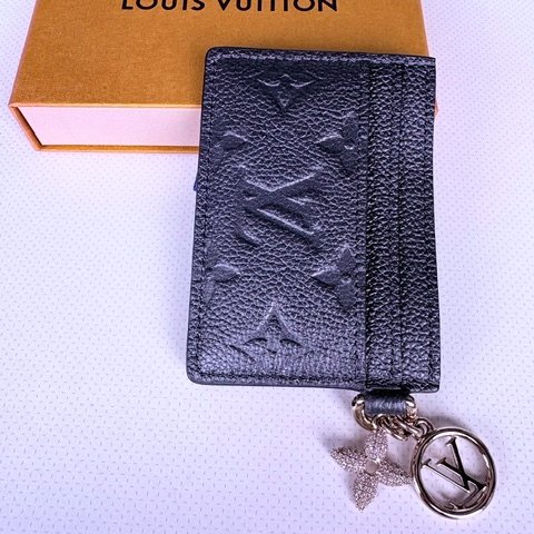 Louis Vuitton 黑色壓紋 Logo 卡片夾、名片夾-0