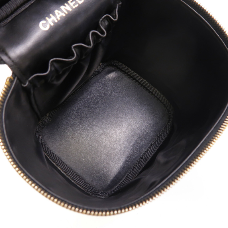 CHANEL 牛皮皮革Vintage Vanity Case金扣手挽袋-4