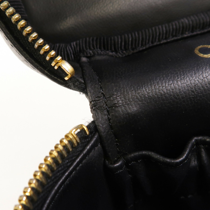 CHANEL 牛皮皮革Vintage Vanity Case金扣手挽袋-19