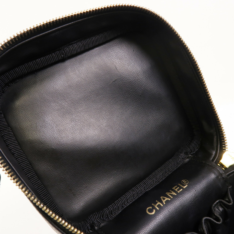 CHANEL 牛皮皮革Vintage Vanity Case金扣手挽袋-20