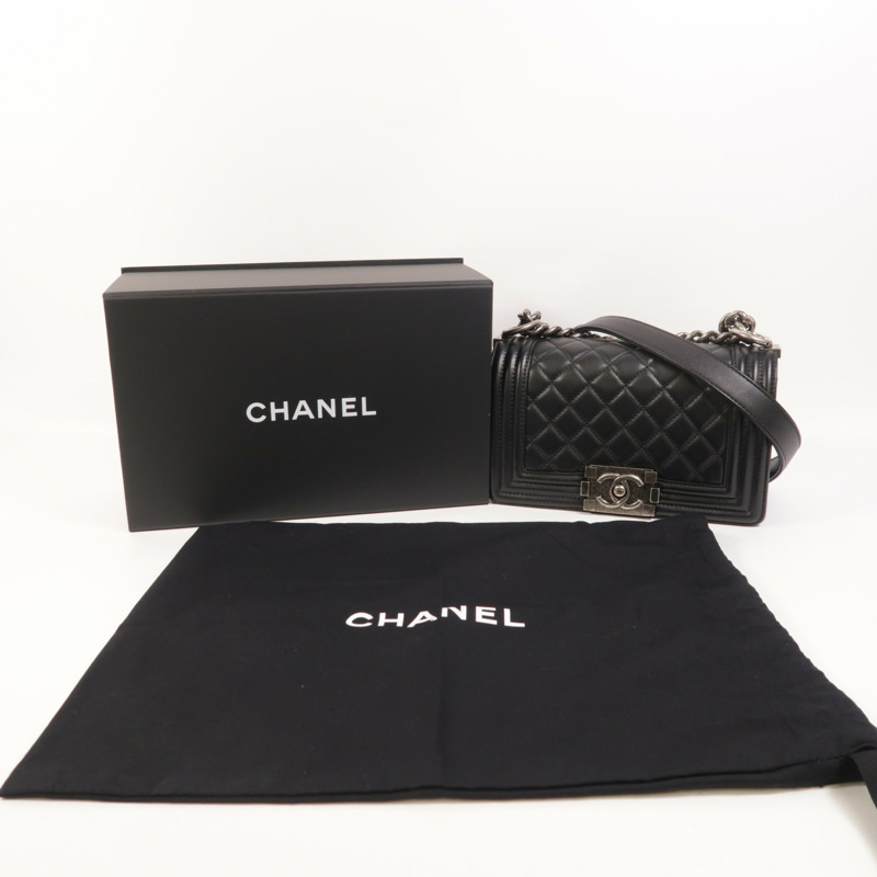 CHANEL 羊皮皮革Boy 20銀扣鏈帶肩背袋-8