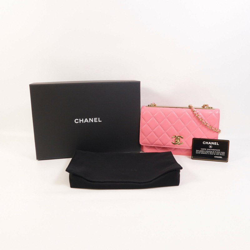 CHANEL 羊皮皮革WOC Wallet On Chain金扣鏈帶肩背袋-9