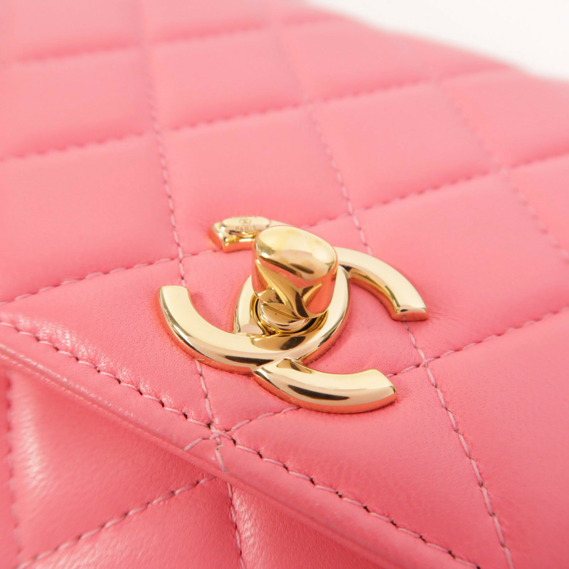 CHANEL 羊皮皮革WOC Wallet On Chain金扣鏈帶肩背袋-10