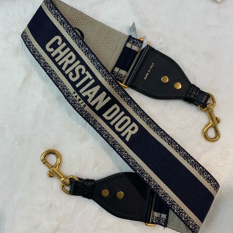 百搭款‼️Dior刺繡老花肩帶-0