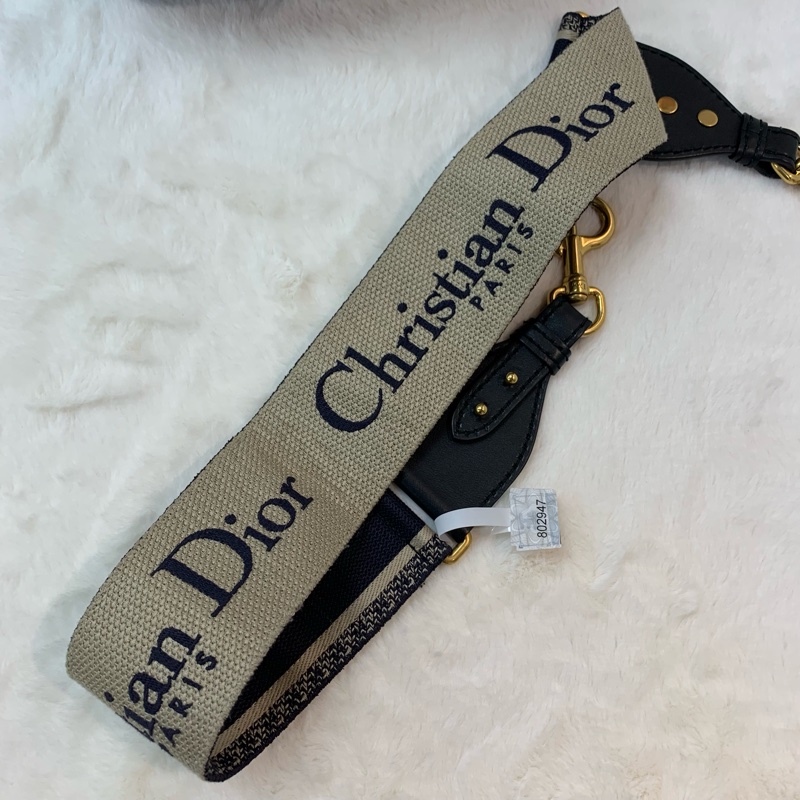 百搭款‼️Dior刺繡老花肩帶-5